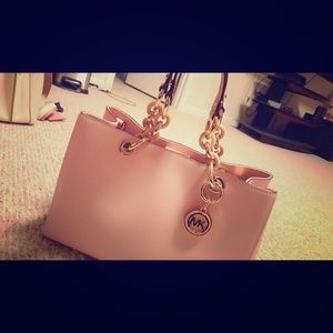 Michael Kors Medium Cynthia Satchel
